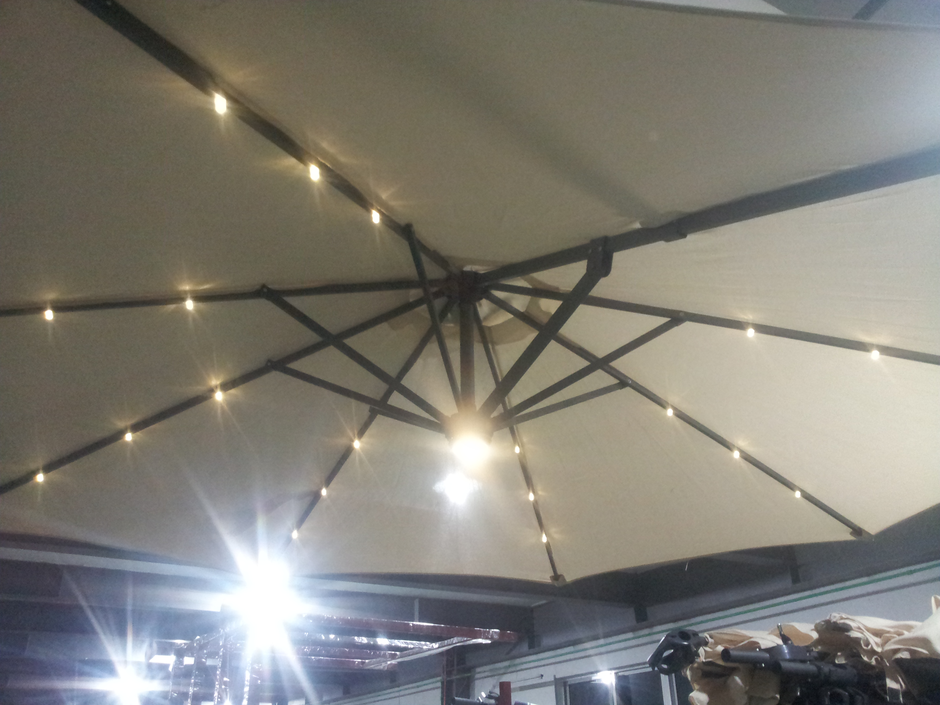 parasol with solar lights and bluetooth